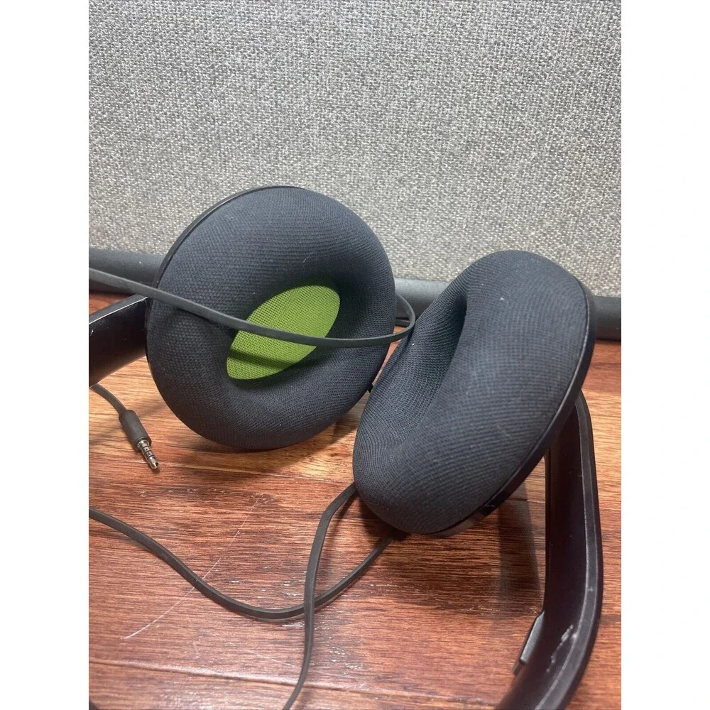 Official Xbox One / Series X Stereo Headset Genuine Black (No Adapter)